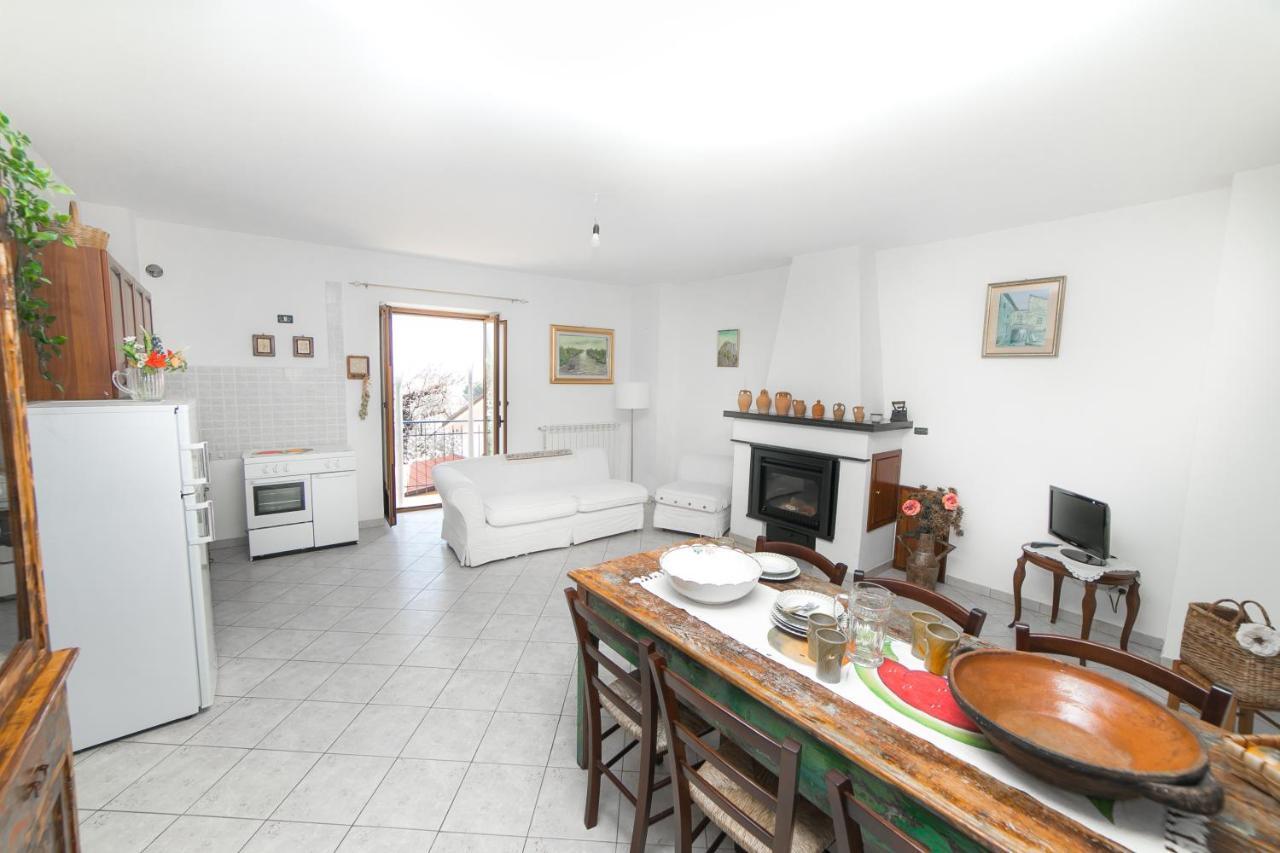 Appartement Adelina E Il Bosso à Policastro Bussentino Extérieur photo