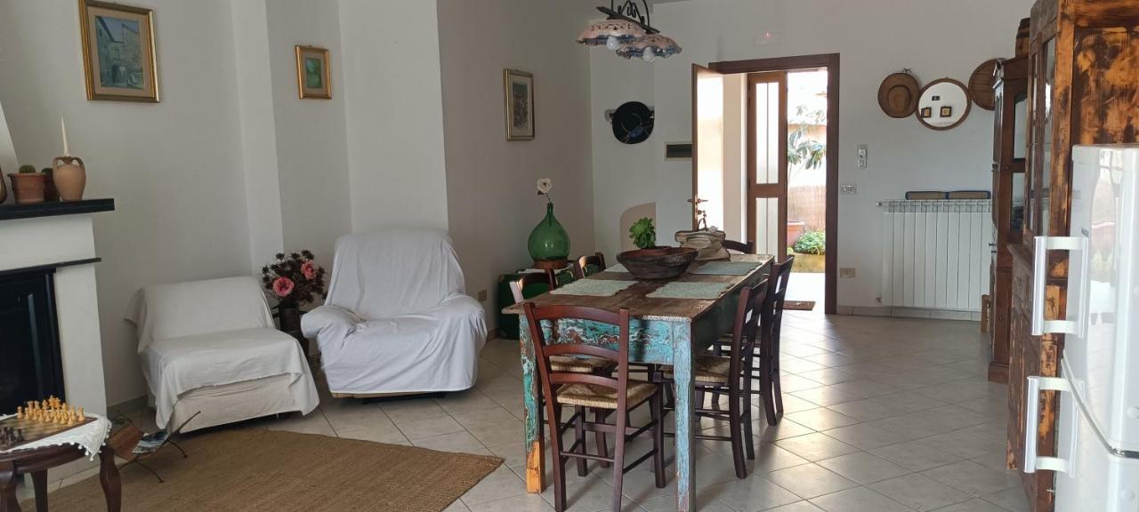 Appartement Adelina E Il Bosso à Policastro Bussentino Extérieur photo